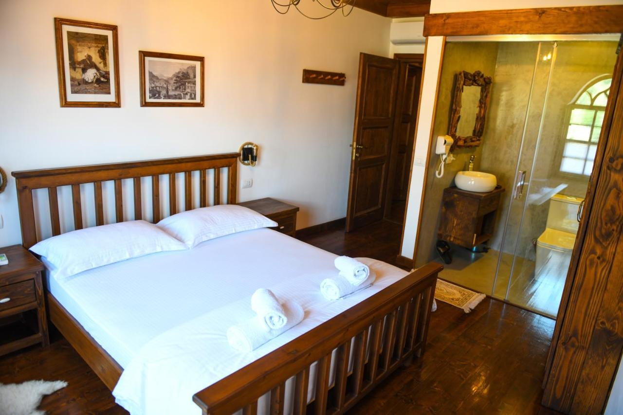 Anhel Hotel Berat Exterior photo