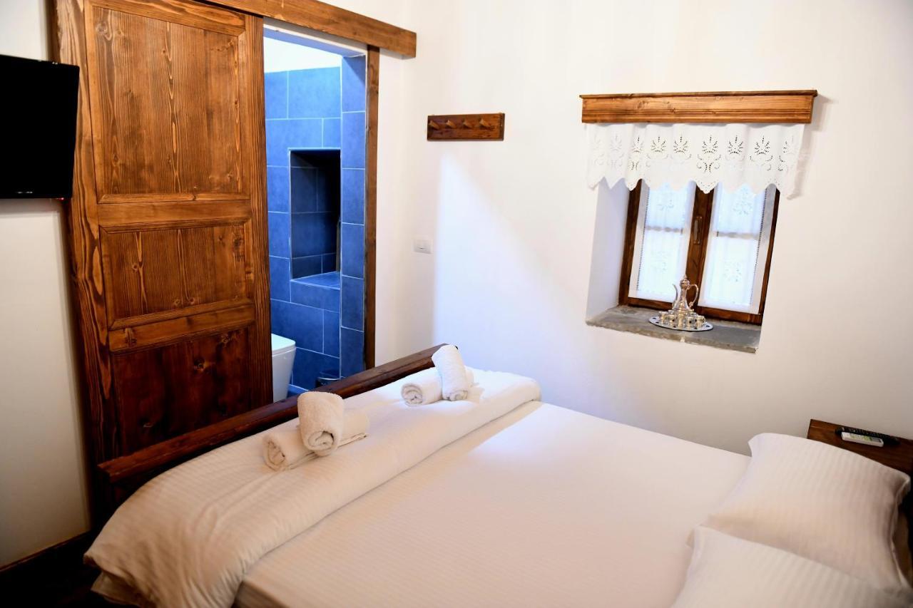 Anhel Hotel Berat Exterior photo
